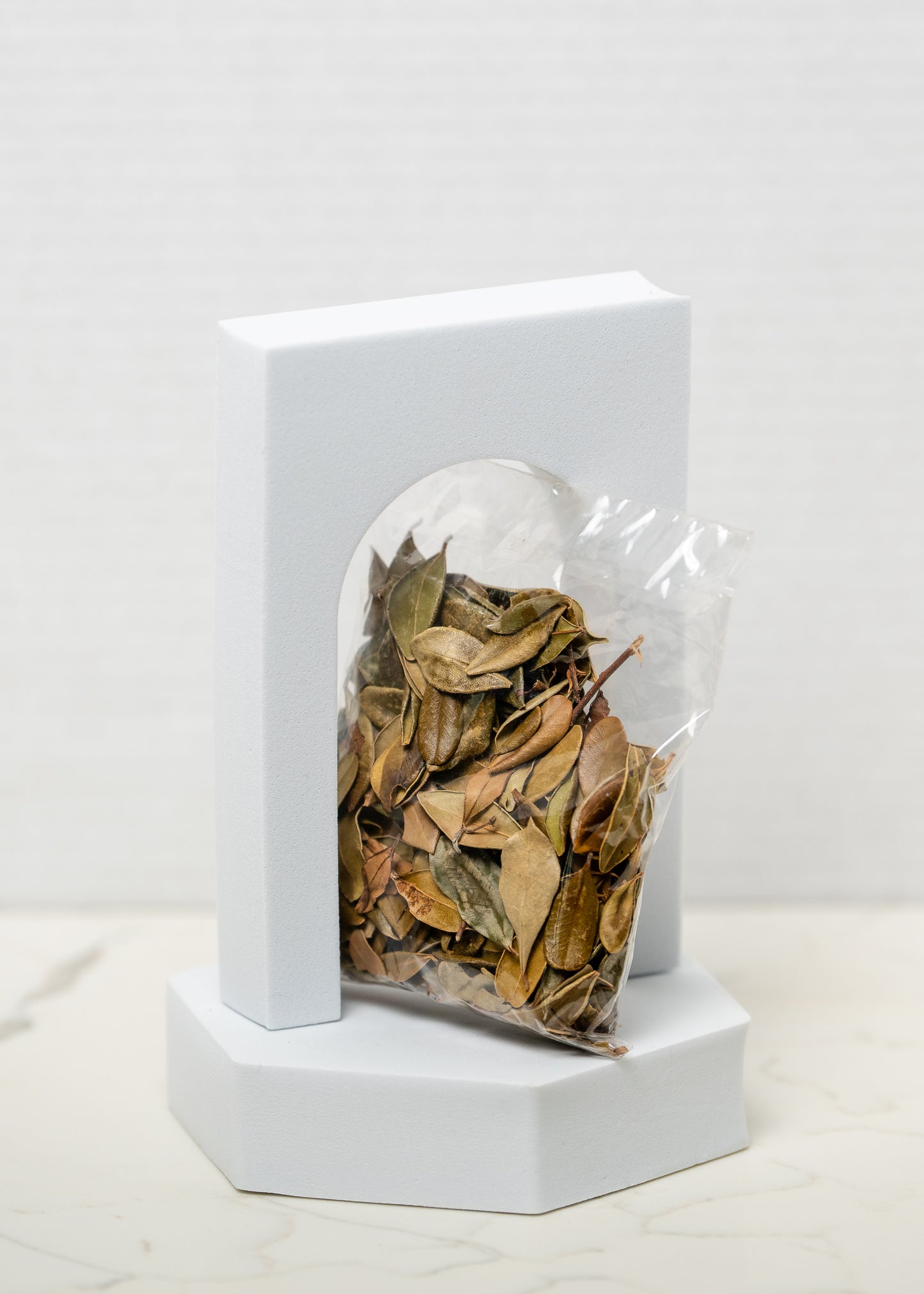 Cinnamon leaves / Fey Kanel