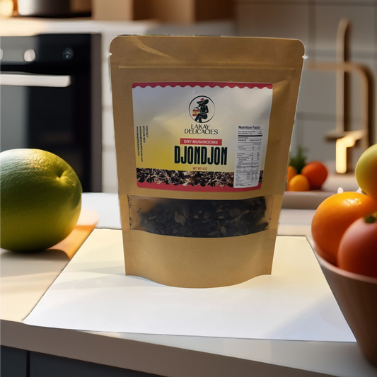 Dried black mushrooms / DjonDjon