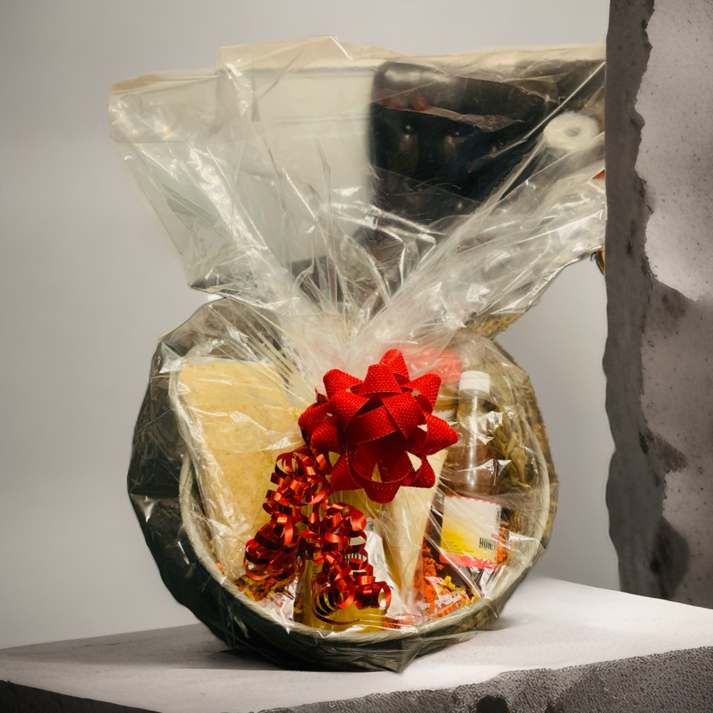 Taste of Haiti Gift Basket /Panyen kado ak gou Ayiti