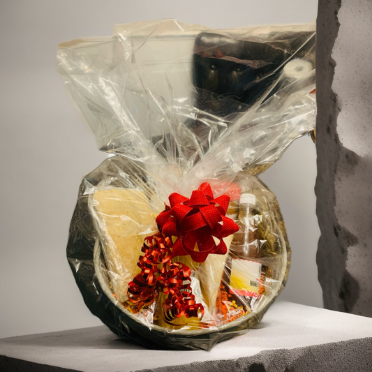 Taste of Haiti Gift Basket /Panyen kado ak gou Ayiti